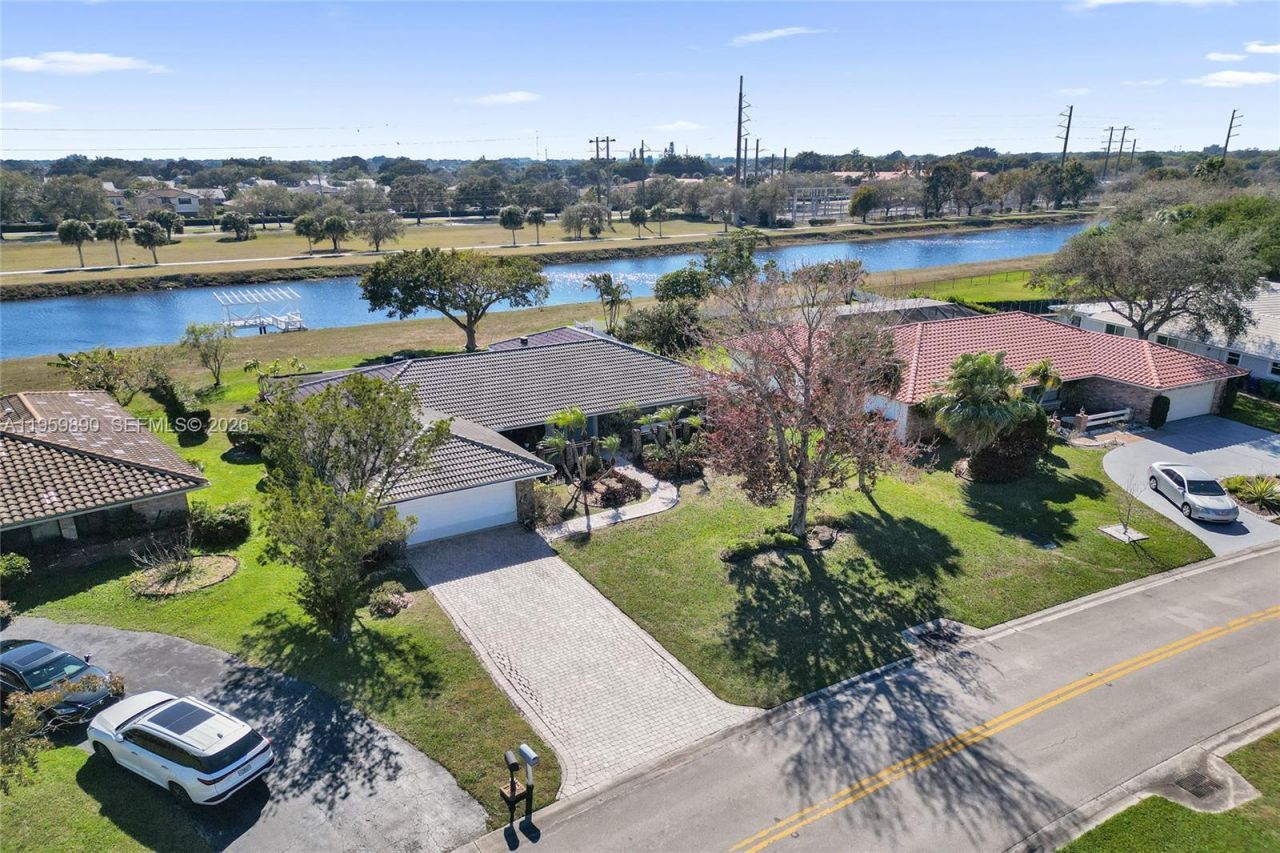 10180 SW 1st Ct, Coral Springs, FL 33071 Photo