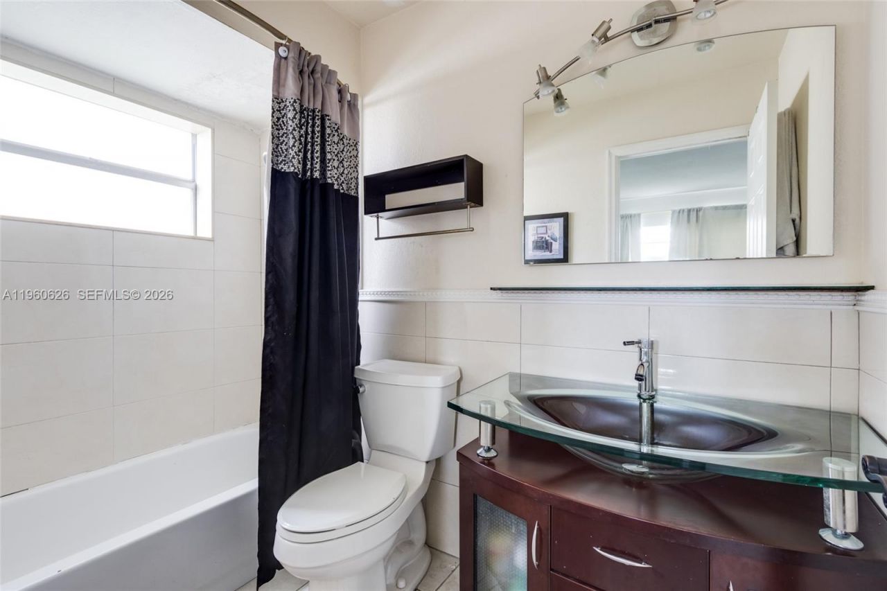 4341 NW 16th St, Unit 101, Lauderhill, FL 33313 Photo