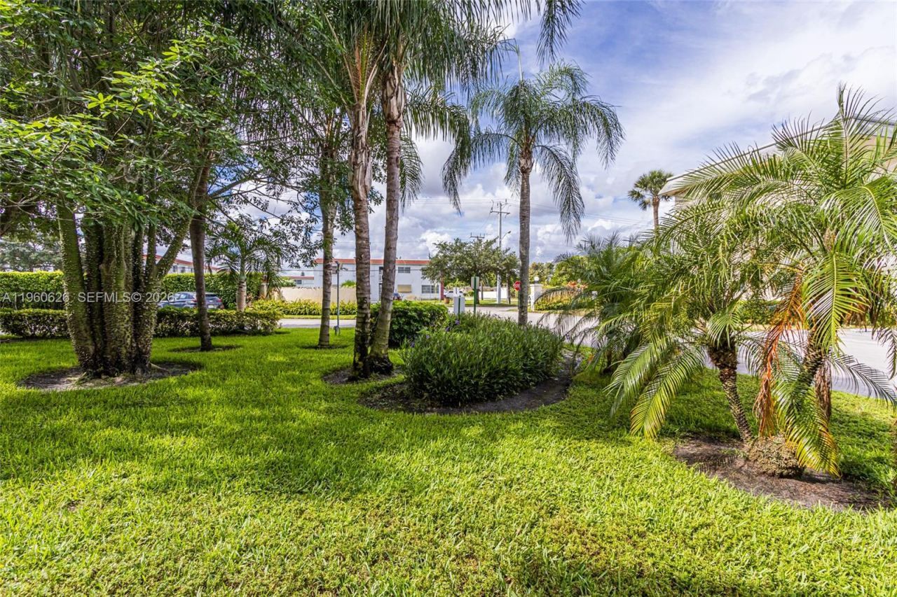4341 NW 16th St, Unit 101, Lauderhill, FL 33313 Photo