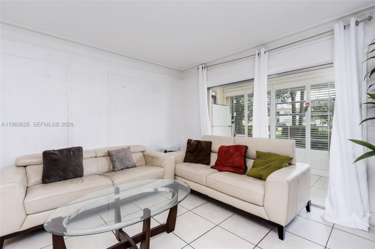 4341 NW 16th St, Unit 101, Lauderhill, FL 33313 Photo