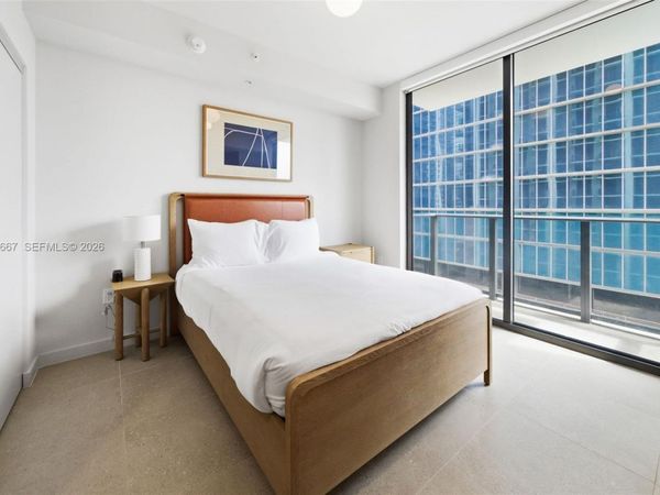 11 NE 6, Unit 1802, Miami, FL 33132