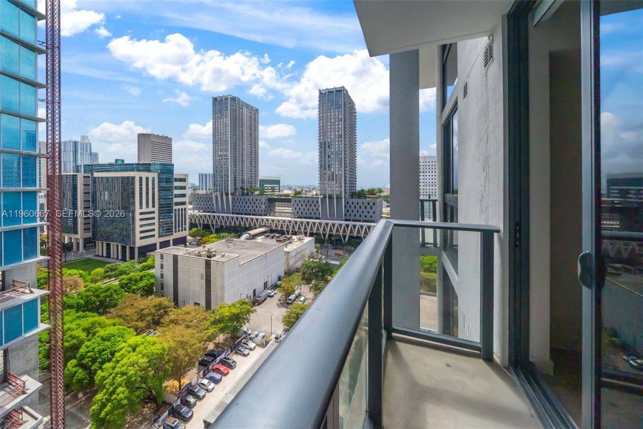 11 NE 6, Unit 1802, Miami, FL 33132 Photo