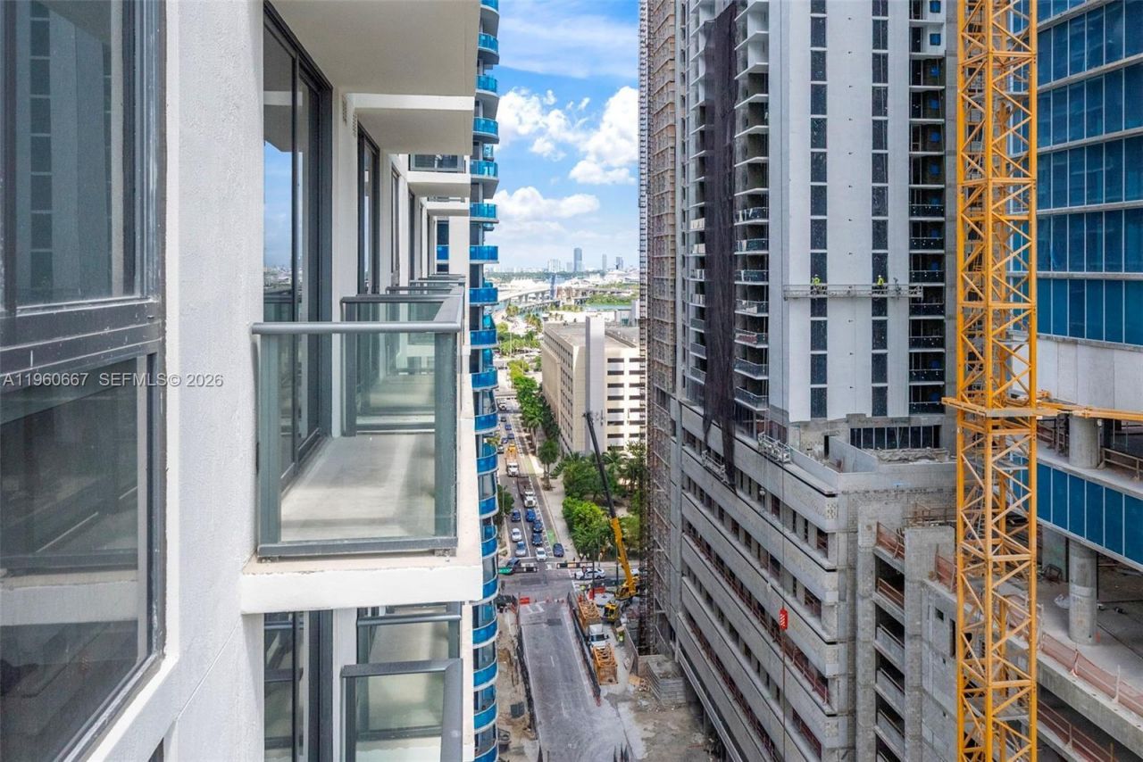 11 NE 6, Unit 1802, Miami, FL 33132 Photo