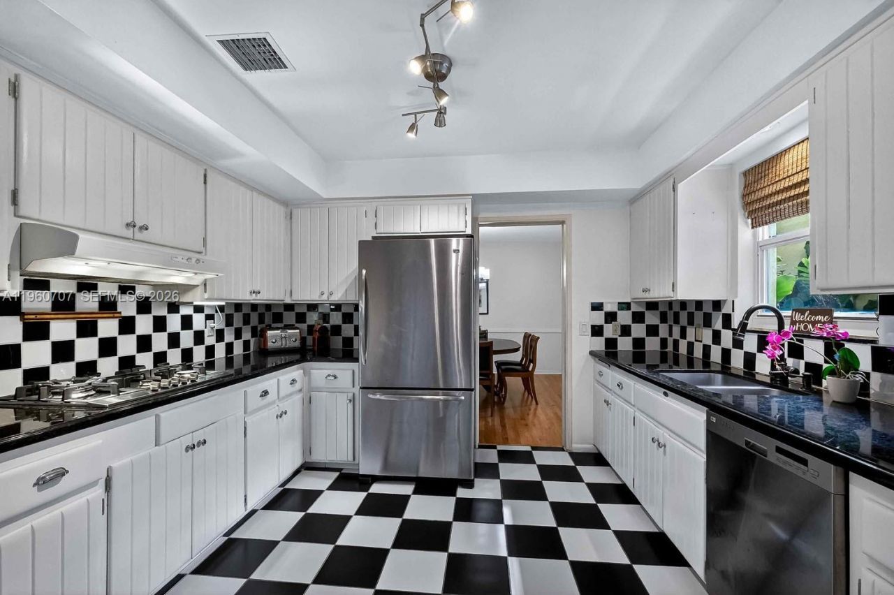 46 NE 100th St, Miami Shores, FL 33138 Photo