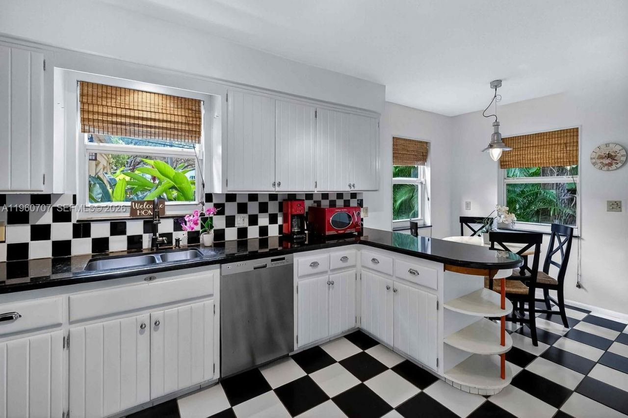 46 NE 100th St, Miami Shores, FL 33138 Photo