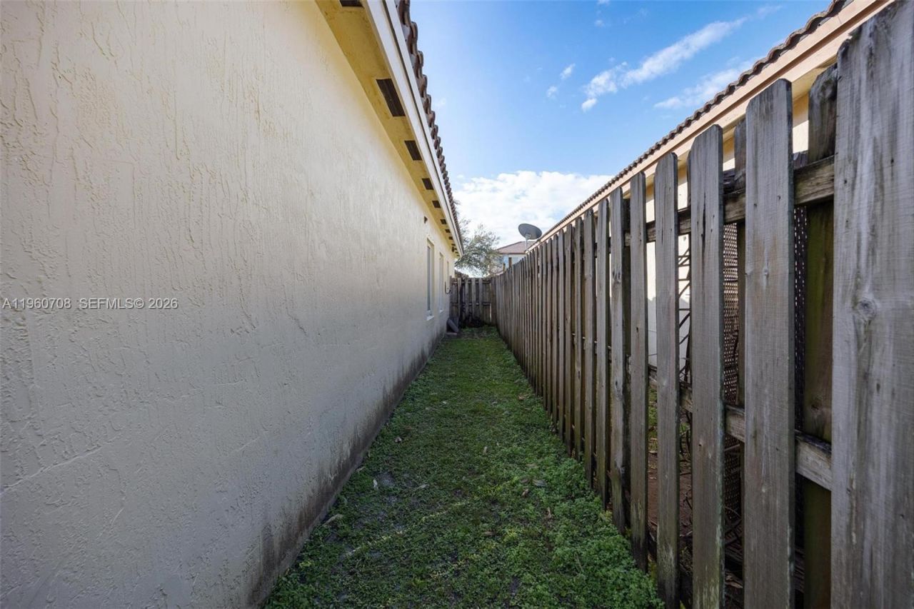 13443 SW 281st Ter, Homestead, FL 33033 Photo