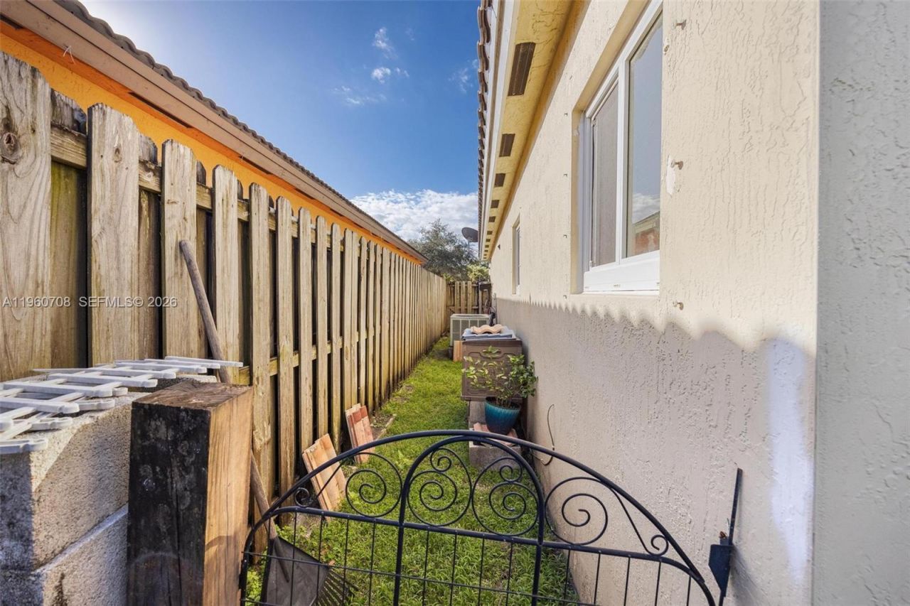 13443 SW 281st Ter, Homestead, FL 33033 Photo