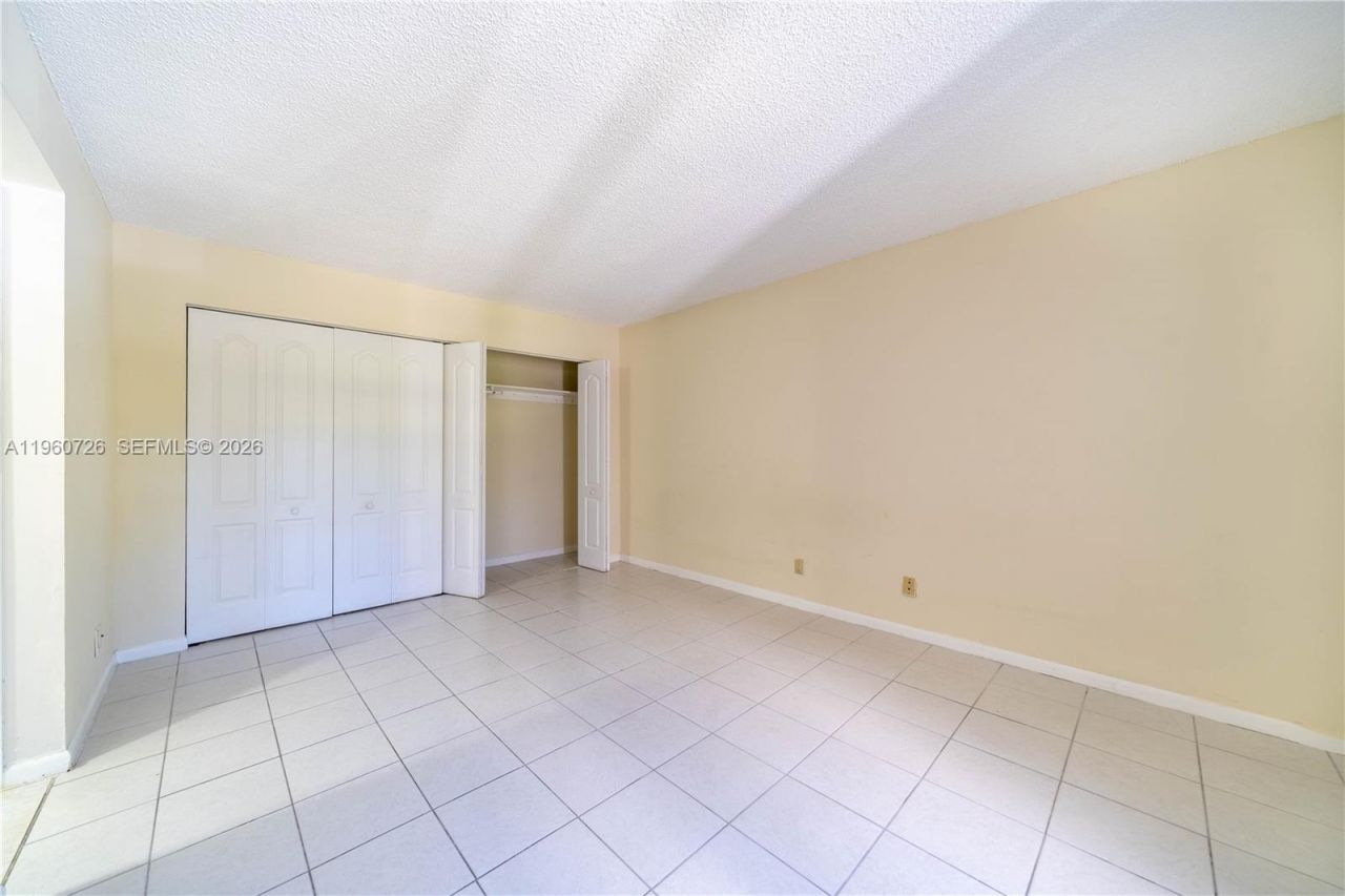 3100 Riverside Dr, Unit 210, Coral Springs, FL 33065 Photo