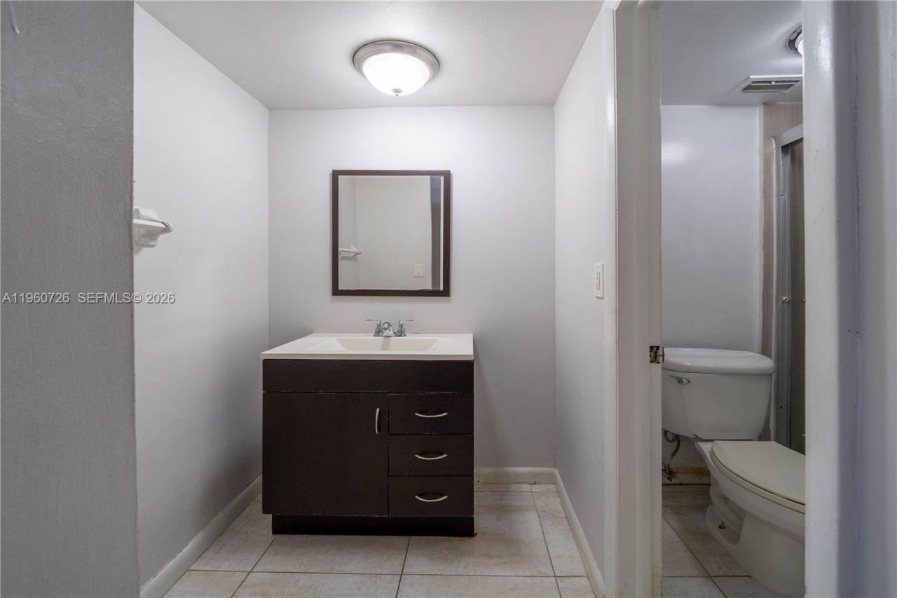 3100 Riverside Dr, Unit 210, Coral Springs, FL 33065 Photo