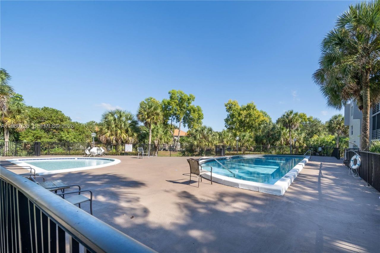 3100 Riverside Dr, Unit 210, Coral Springs, FL 33065 Photo