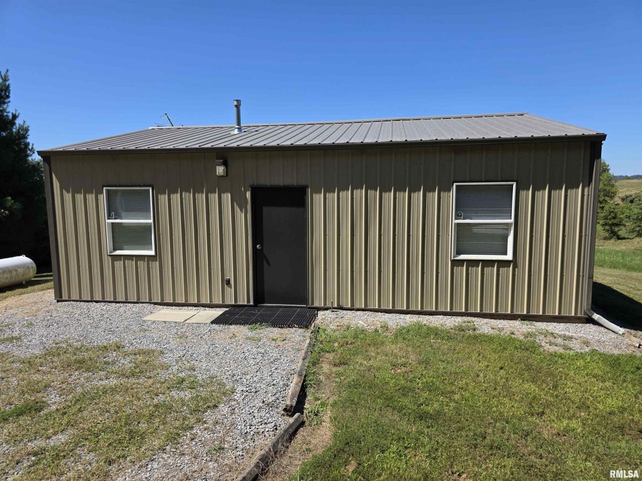 28 Simpson Lane, Elizabethtown, IL 62931 Main Photo