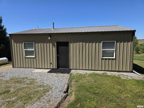 28 SIMPSON Lane, Elizabethtown, IL 62931