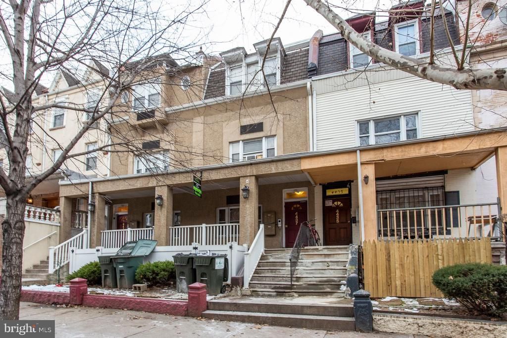 4437 Chestnut Street, Unit 2R, Philadelphia, PA 19104 Main Photo