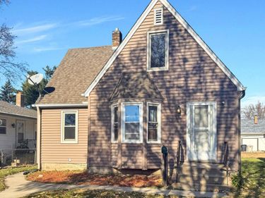 2003 Cottage Avenue E, Saint Paul, MN 55119