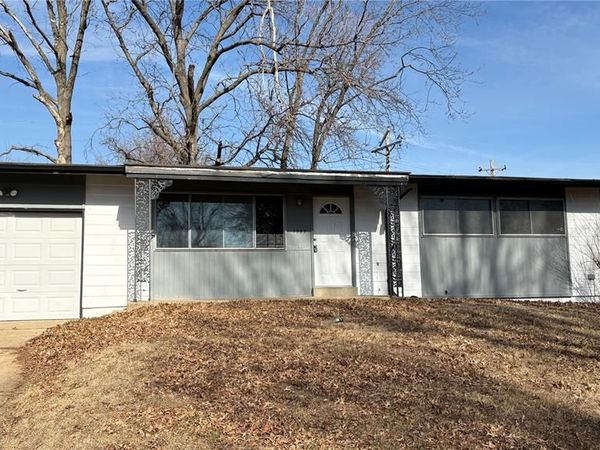 1533 Chesley Drive, St Louis, MO 63136