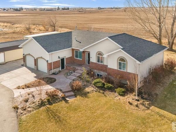 7411 S 400 W, REXBURG, ID 83440