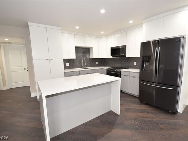 2709 Beaver Creek Court , Unit 202, Las Vegas, NV 89117