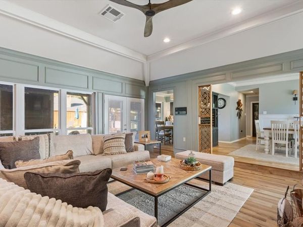 304 Trailwood Drive, Woodway, TX 76712