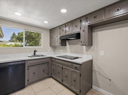 1744 Franquette Dr, Yuba City, CA 95991 Photo