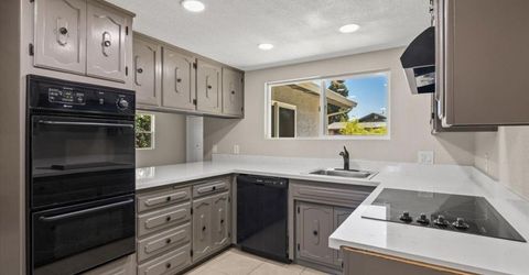 1744 Franquette Dr, Yuba City, CA 95991 Photo