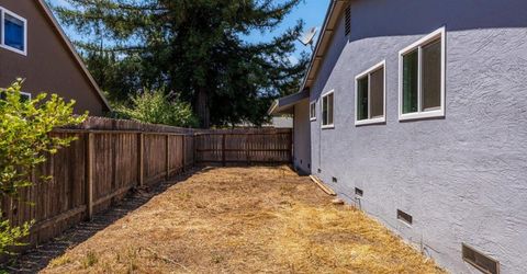 1744 Franquette Dr, Yuba City, CA 95991 Photo