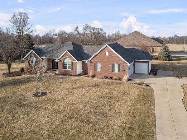 1320 Sunrise Lane, Port Byron, IL 61275