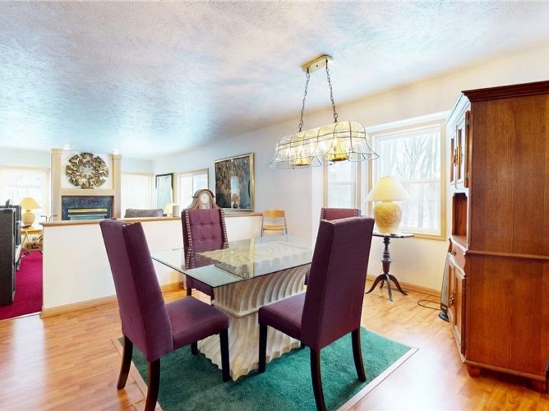 26487 Buckthorn Road, Oakwood Village, OH 44146 Photo 9