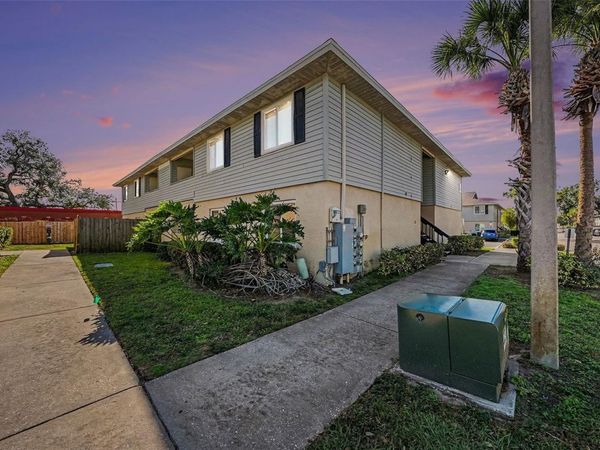 550 GOLDEN RAINTREE PLACE, Unit 550, BRANDON, FL 33510