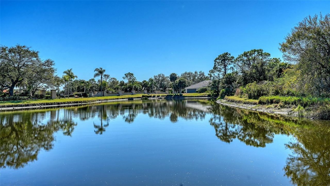 8864 Enclave Court, Sarasota, FL 34238 Photo