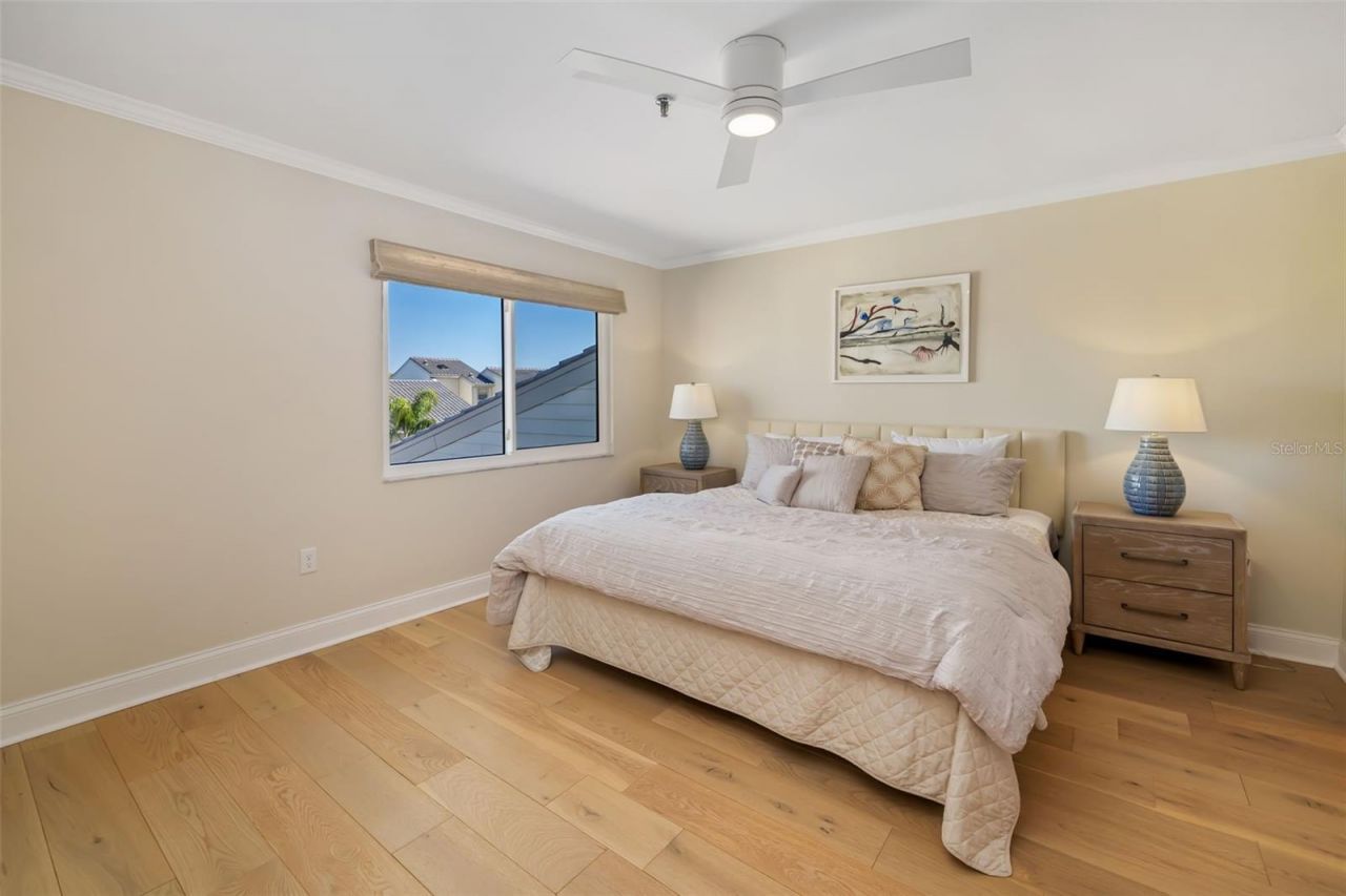 2195 Harbourside Drive, Unit 404, Longboat Key, FL 34228 Photo