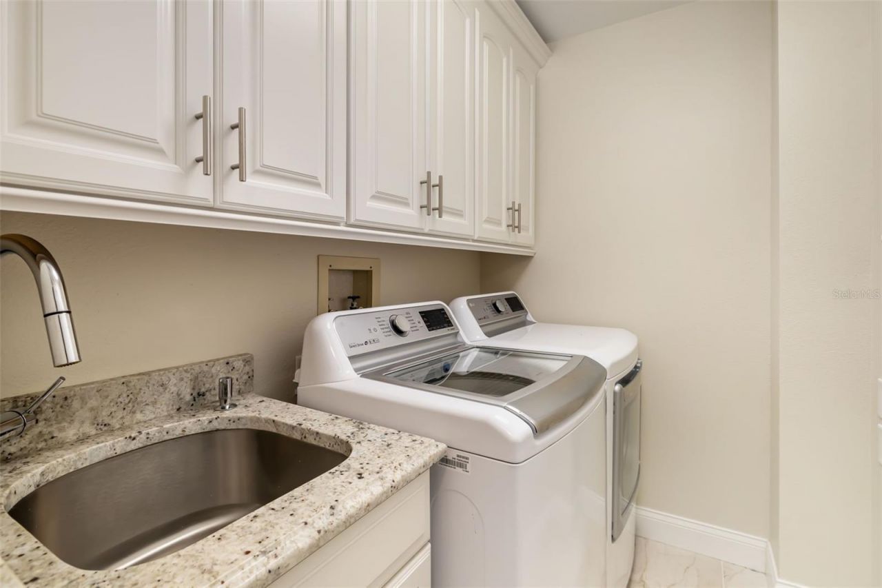 2195 Harbourside Drive, Unit 404, Longboat Key, FL 34228 Photo