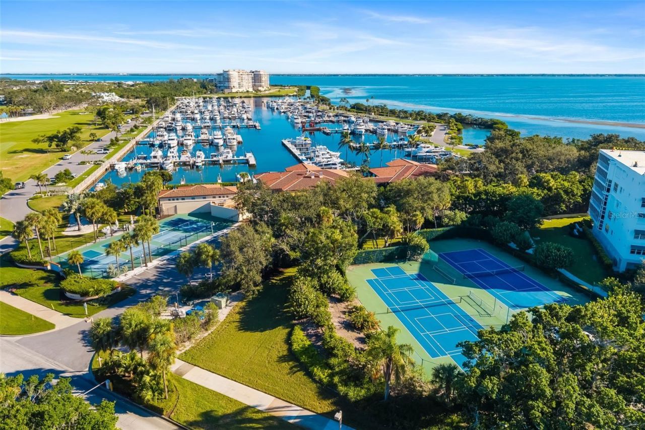 2195 Harbourside Drive, Unit 404, Longboat Key, FL 34228 Photo