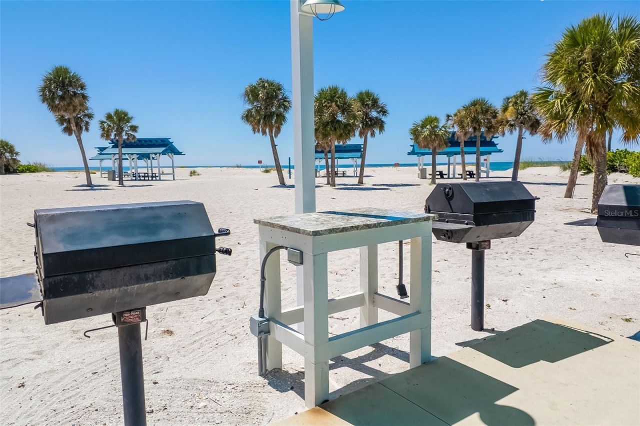 2195 Harbourside Drive, Unit 404, Longboat Key, FL 34228 Photo