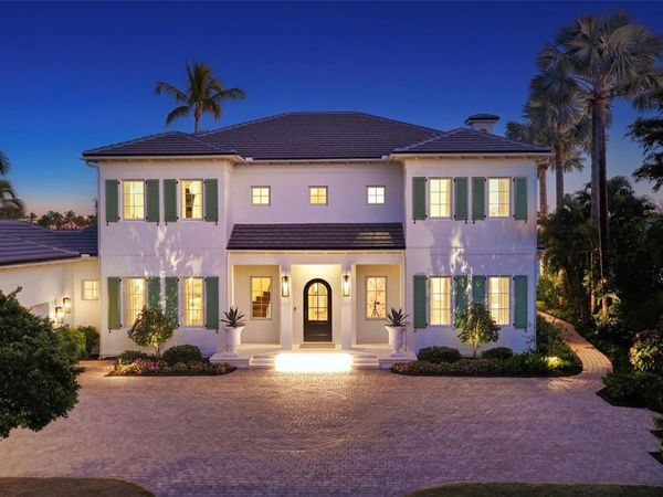 70 LIGHTHOUSE POINT DRIVE, LONGBOAT KEY, FL 34228