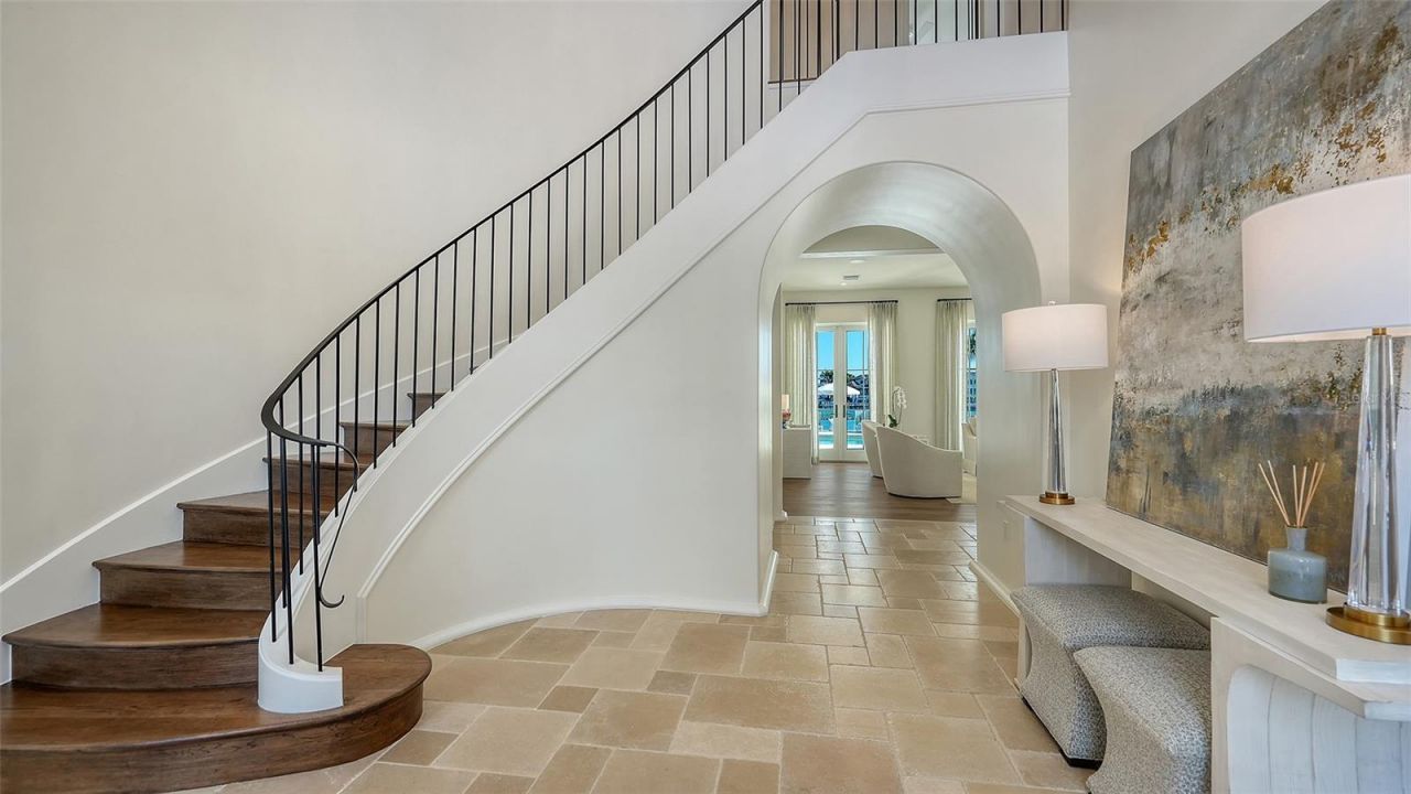 70 Lighthouse Point Drive, Longboat Key, FL 34228 Photo