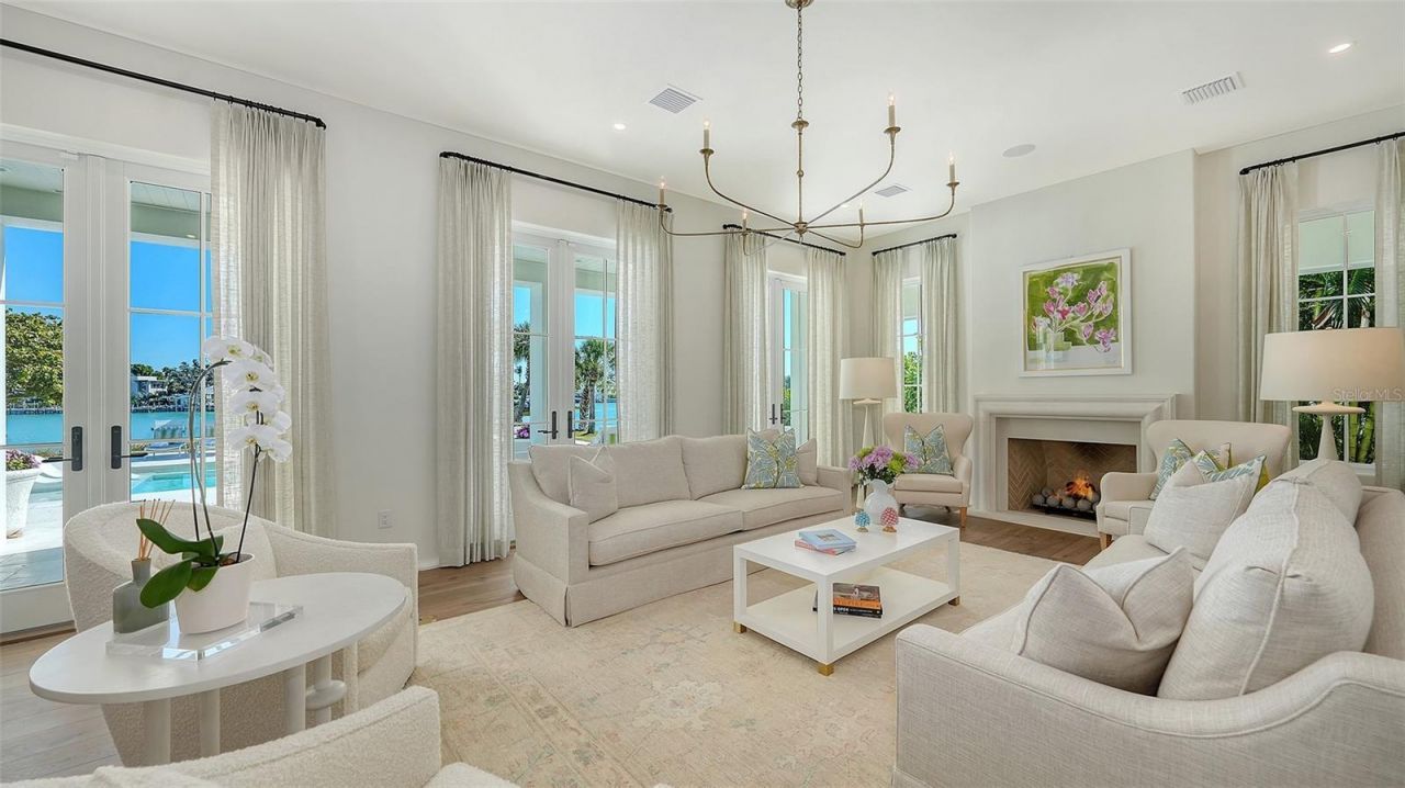 70 Lighthouse Point Drive, Longboat Key, FL 34228 Photo