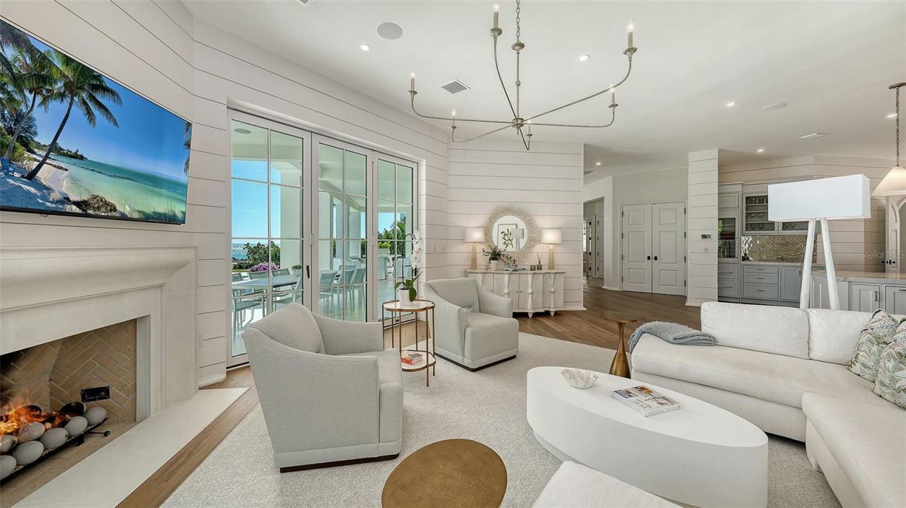 70 Lighthouse Point Drive, Longboat Key, FL 34228 Photo