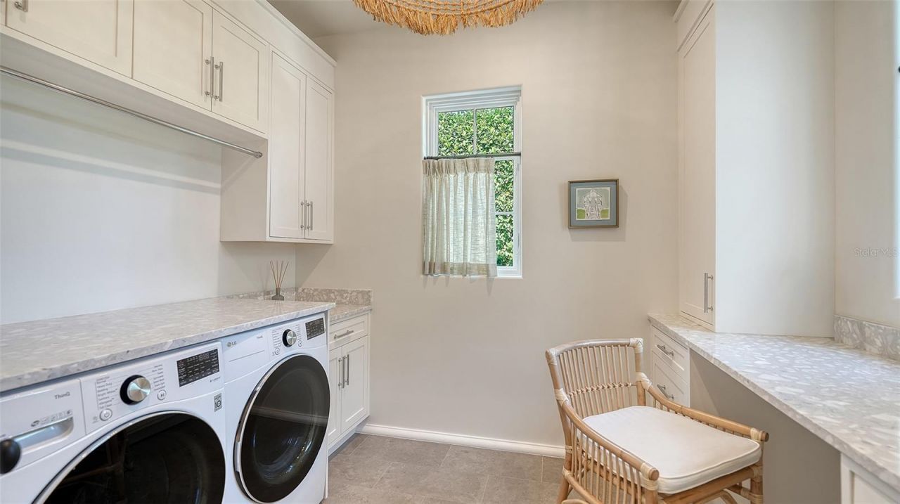 70 Lighthouse Point Drive, Longboat Key, FL 34228 Photo