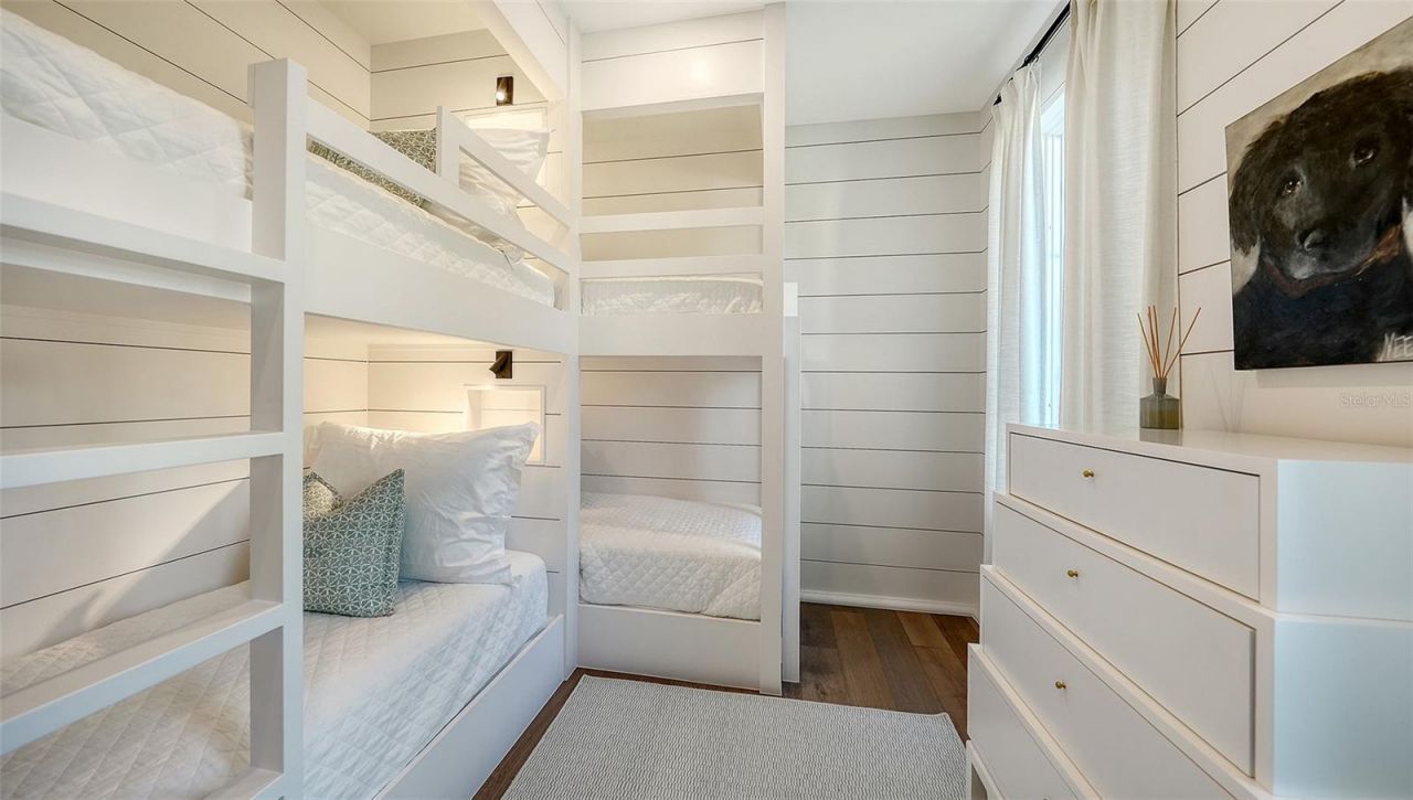 70 Lighthouse Point Drive, Longboat Key, FL 34228 Photo