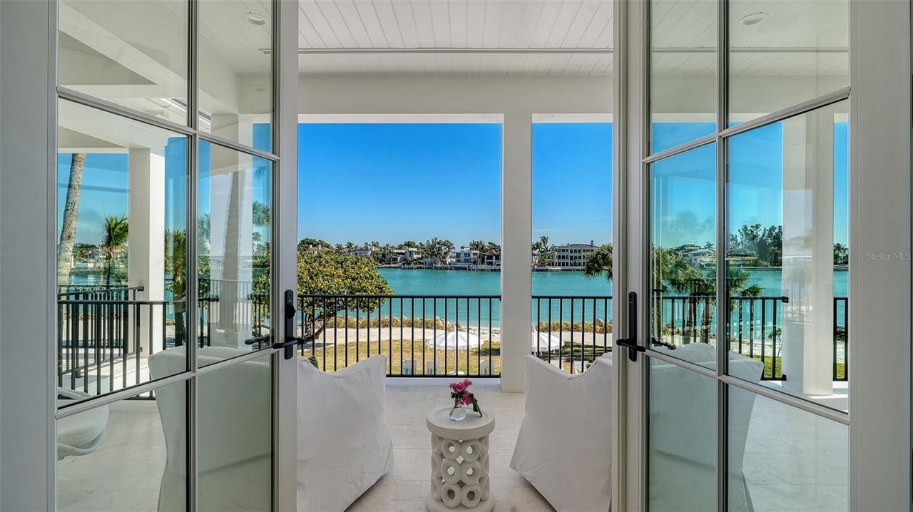 70 Lighthouse Point Drive, Longboat Key, FL 34228 Photo