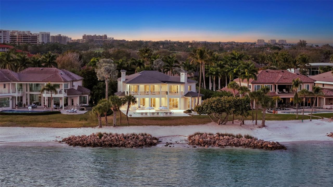 70 Lighthouse Point Drive, Longboat Key, FL 34228 Photo