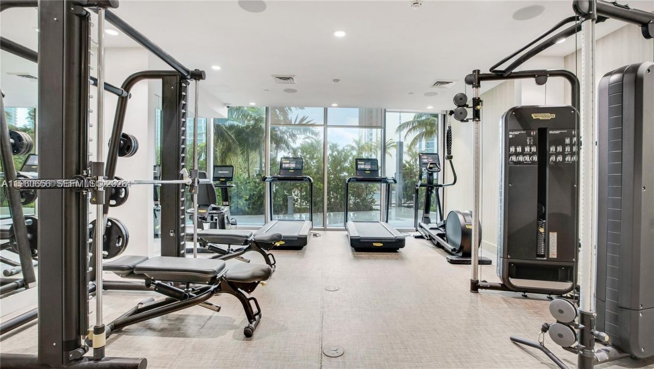 17550 Collins Ave, Unit 505, Sunny Isles Beach, FL 33160 Photo