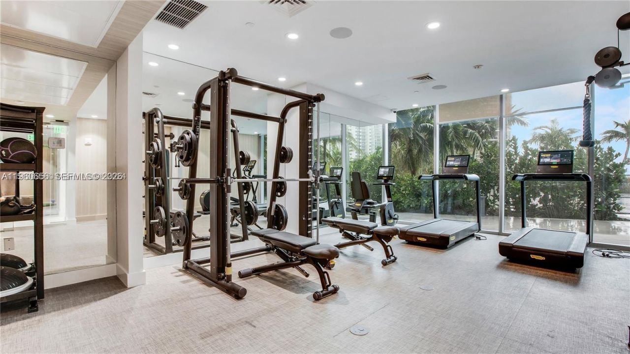 17550 Collins Ave, Unit 505, Sunny Isles Beach, FL 33160 Photo