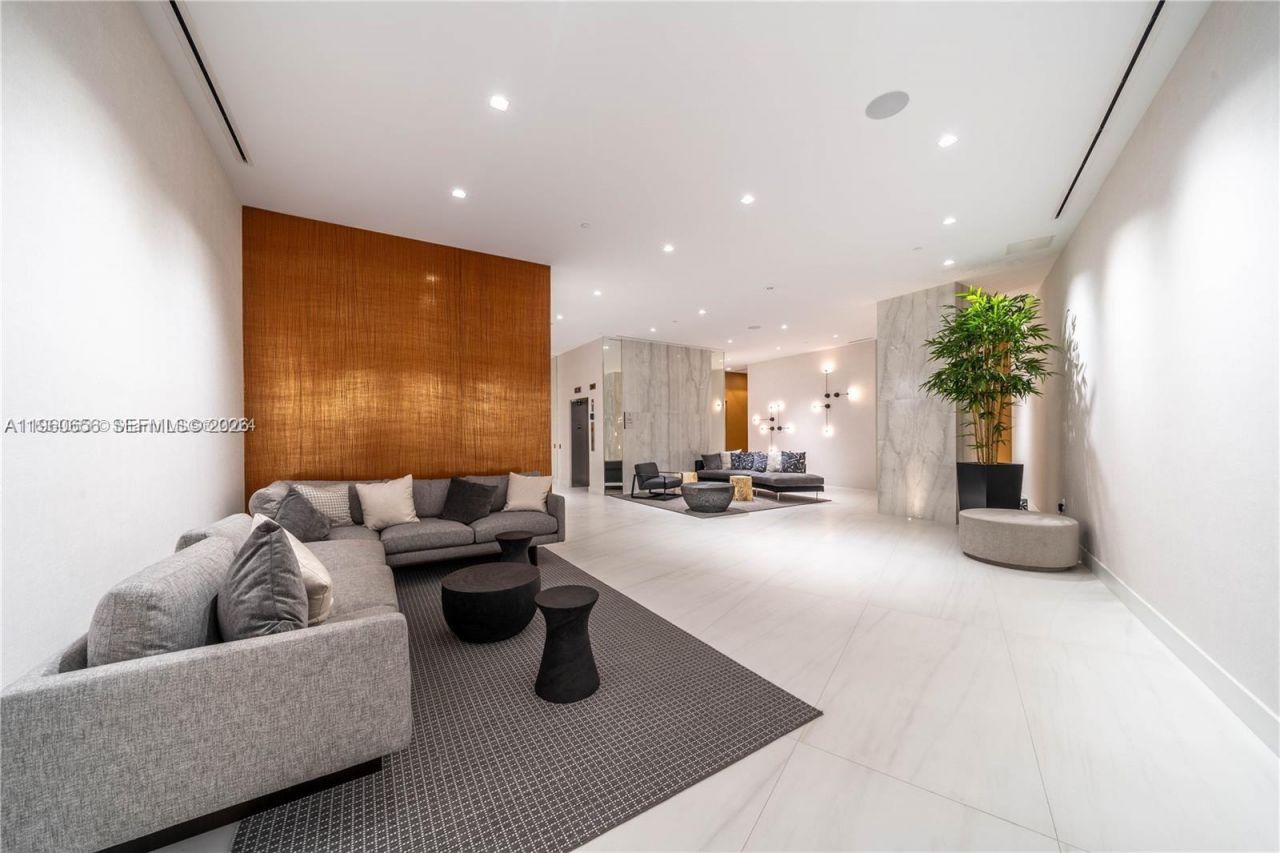 17550 Collins Ave, Unit 505, Sunny Isles Beach, FL 33160 Photo