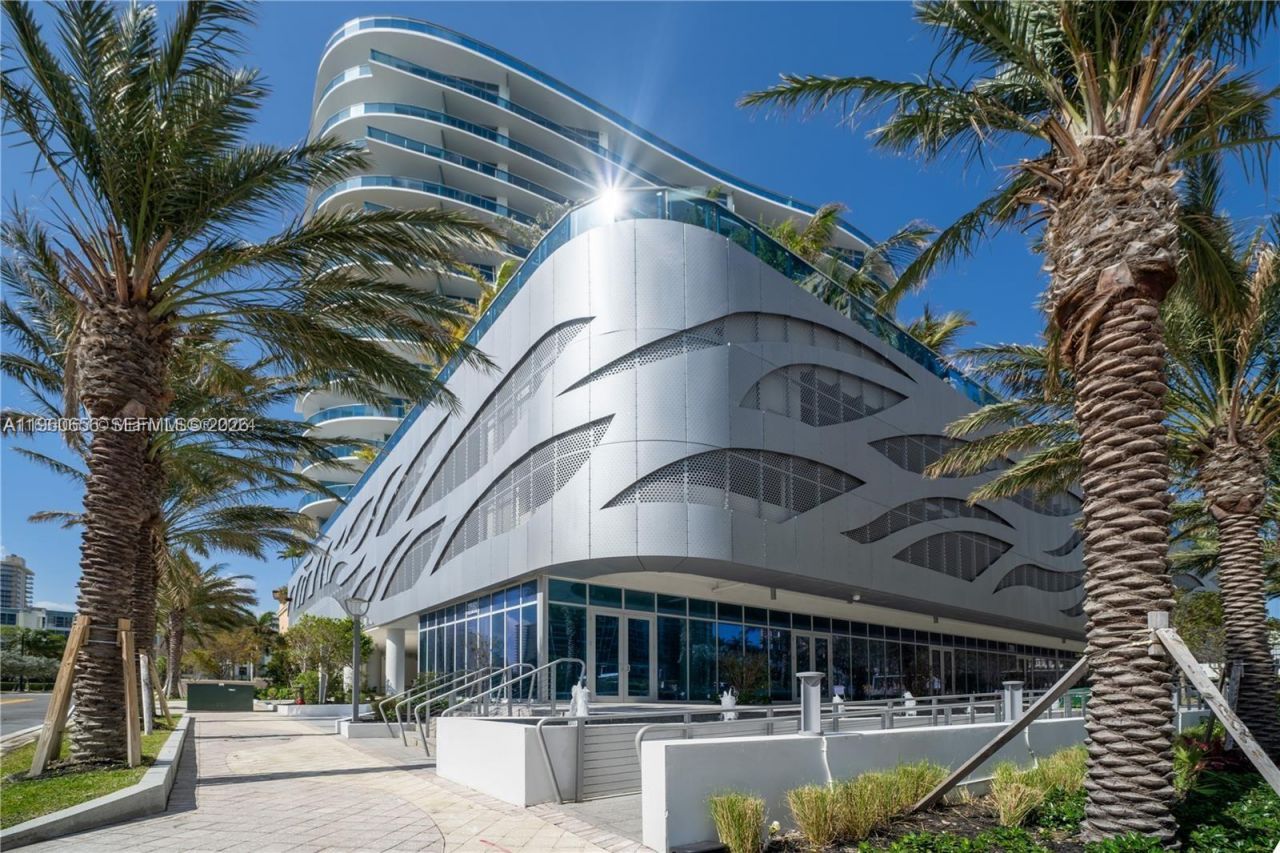 17550 Collins Ave, Unit 505, Sunny Isles Beach, FL 33160 Photo