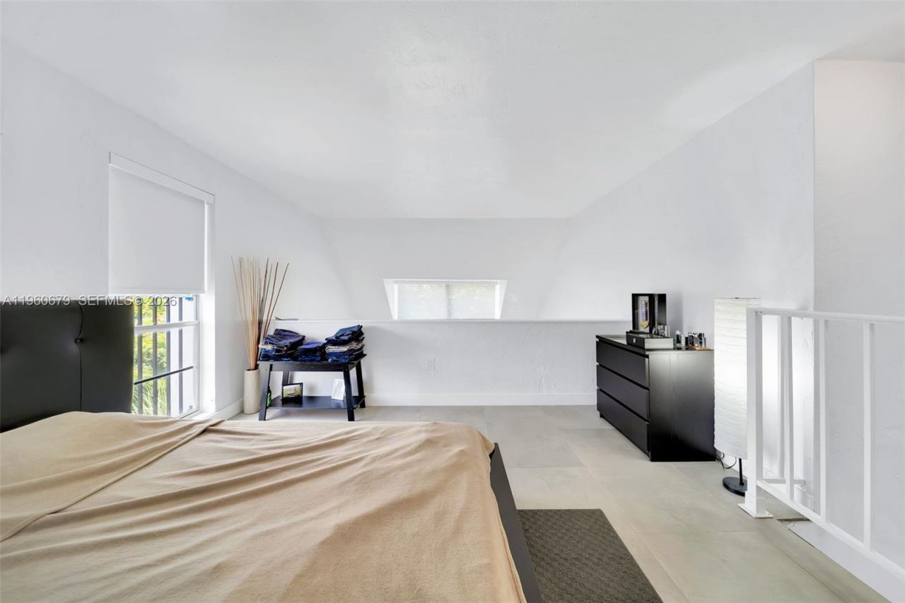 6900 N Kendall Dr, Unit A303, Pinecrest, FL 33156 Photo