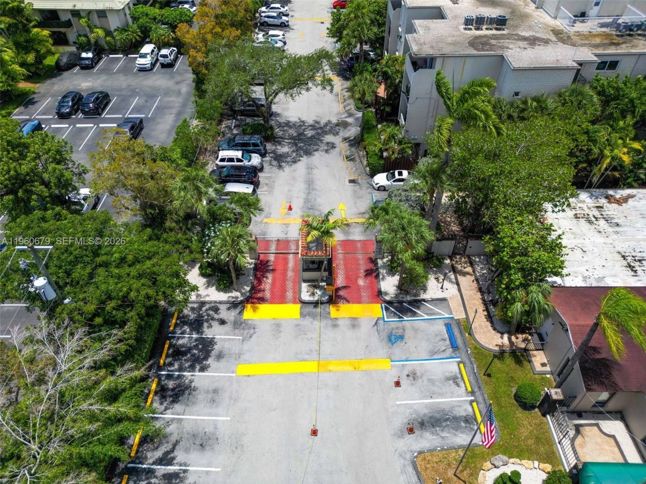 6900 N Kendall Dr, Unit A303, Pinecrest, FL 33156 Photo