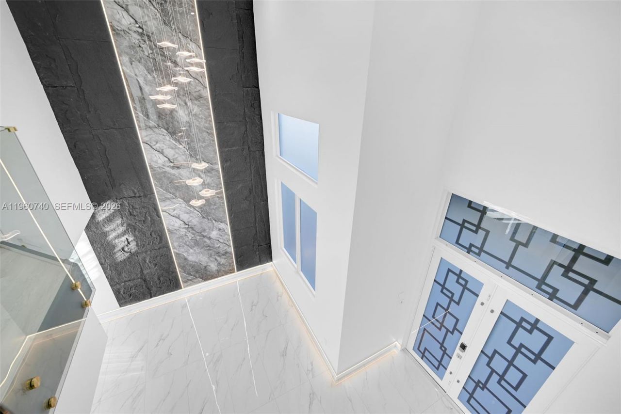 6042 SW 159 Ct , Miami, FL 33193 Photo