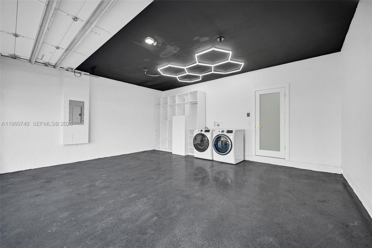 6042 SW 159 Ct , Miami, FL 33193 Photo