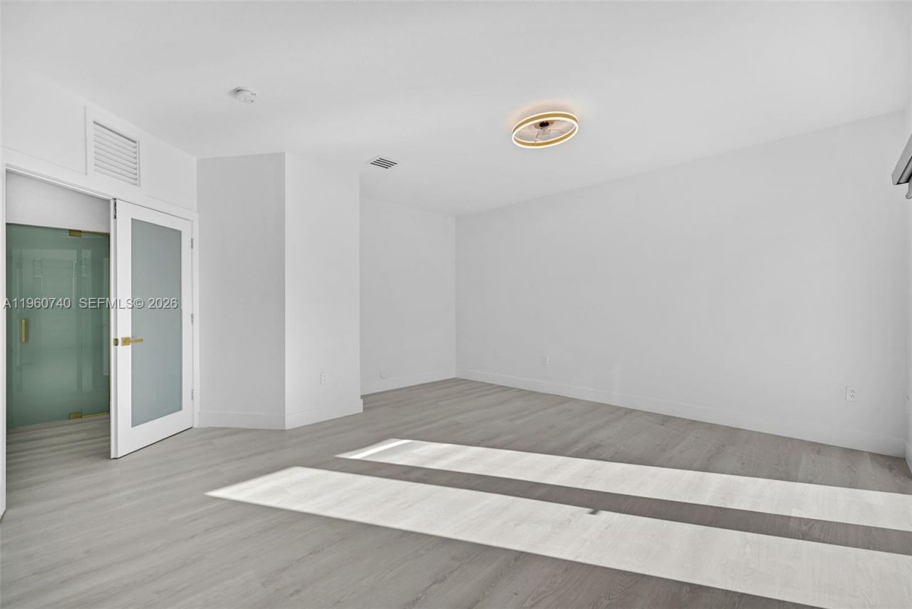 6042 SW 159 Ct , Miami, FL 33193 Photo